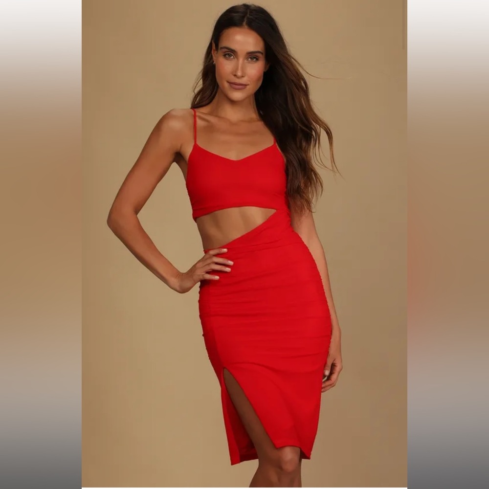 Red Ruched Cutout Bodycon Dress - Picture 5 of 5
